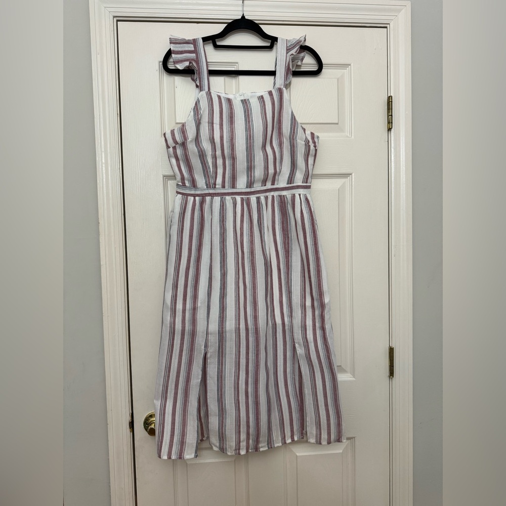 Listicle Women’s Sleeveless Dress